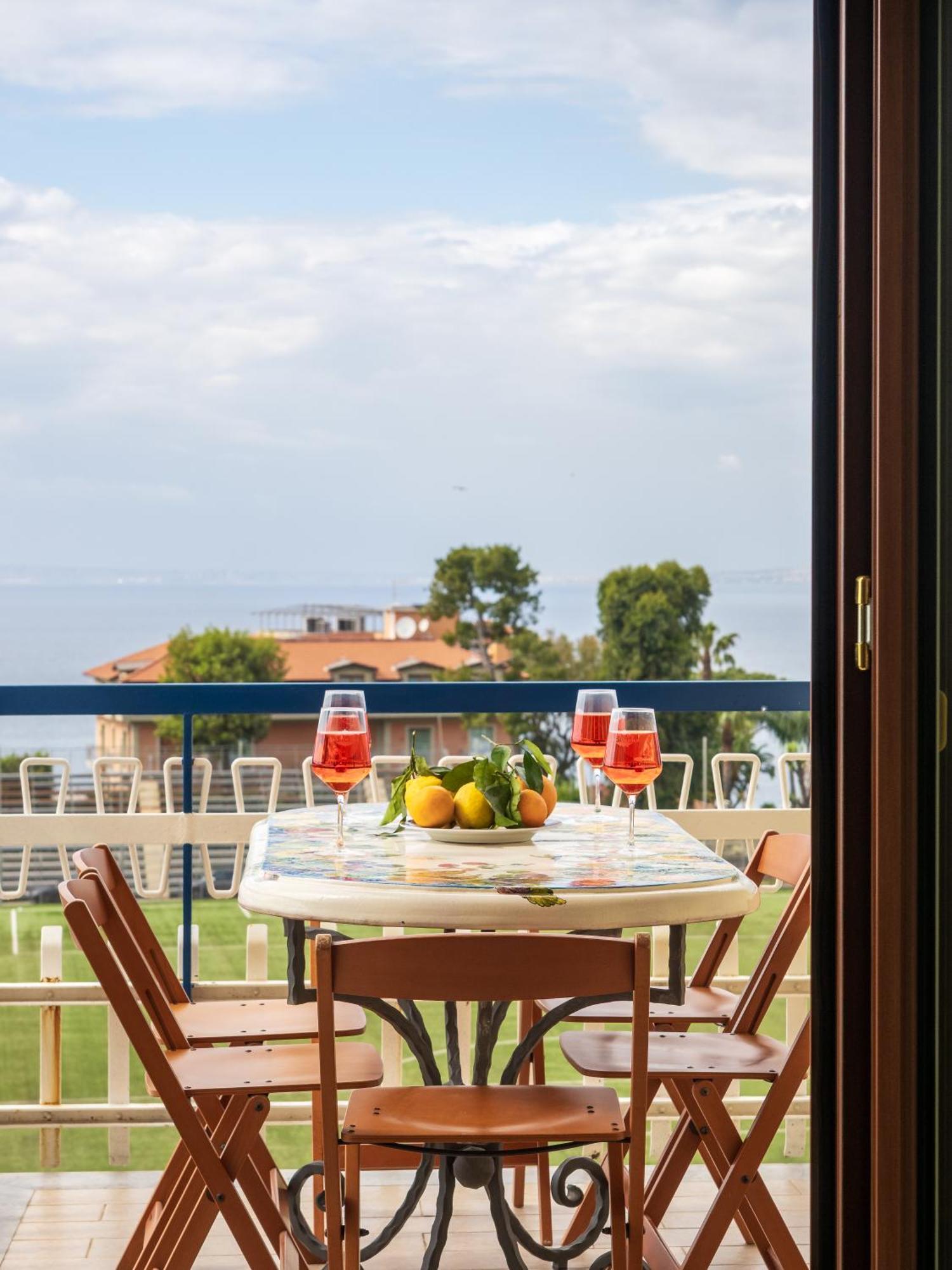 Residenza Le Sirene City Center Sorrento Exteriér fotografie